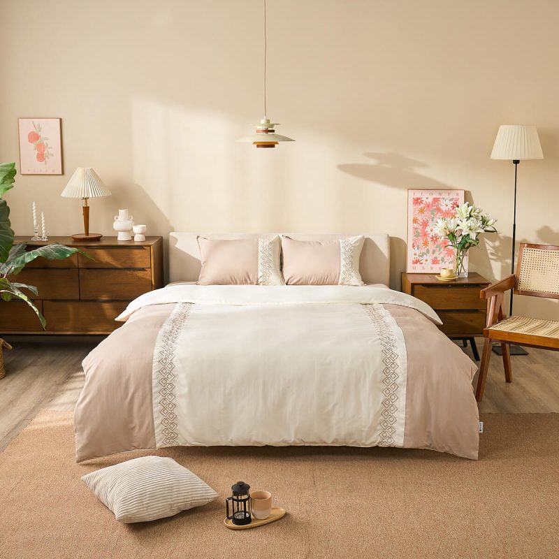 Bộ chăn ga cưới Amando Love sang trọng