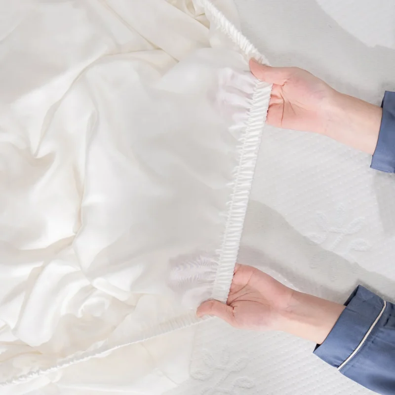 Bộ chăn ga lụa Amando Lagom