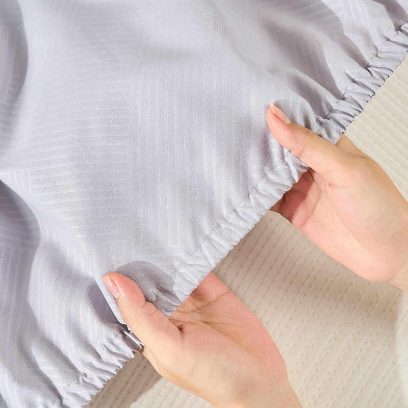 Chăn ga chun Amando Rina 5 chi tiết thông thoáng