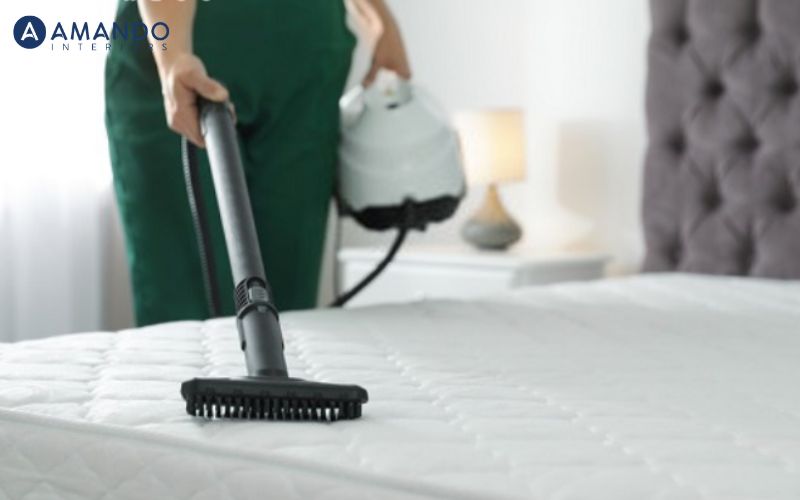 Vệ sinh nệm không đúng cách có thể ảnh hưởng tới độ đàn hồi của nệm