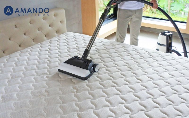 Dịch vụ giặt nệm tại nhà có nhiều ưu điểm vượt trội so với tự vệ sinh nệm tại nhà 