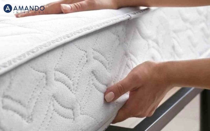 Nằm đệm lò xo bị đau lưng: Nguyên nhân và cách khắc phục 5 Kiểm tra độ cứng – độ đàn hồi của đệm