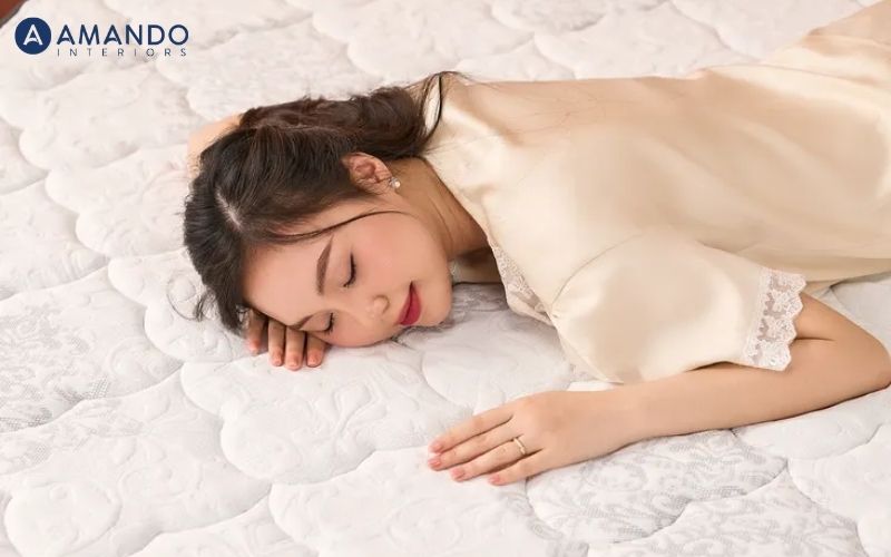 Nệm đa tầng là gì? Ưu điểm, nhược điểm và đối tượng phù hợp 3 Nệm đa tầng mang lại sự êm ái, thoáng khí và nâng đỡ ổn định