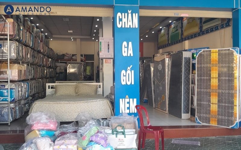 Cửa hàng Khánh Huy với đa dạng sản phẩm chăn ga gối đệm
